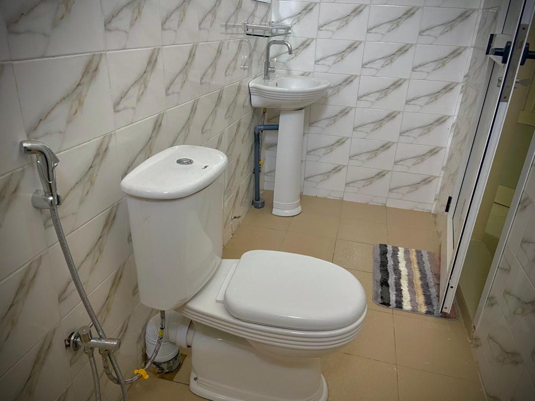 Salle de bain de l'appartement à Médine extension